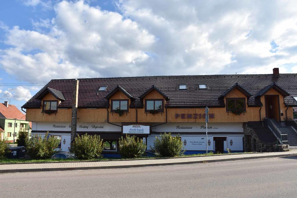 Penzion U Holuba Hradčovice Exterior foto